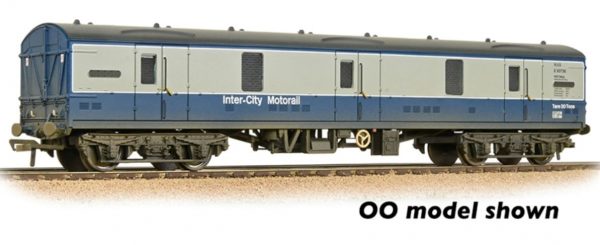 374-137 Graham Farish N gauge BR Mk1 GUV General Utility Van BR Blue & Grey (Motorail) weathered