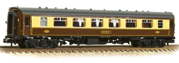 374-202 Graham Farish N gauge BR Mk1 Pullman PFP First Parlour 'Ruby' Umber & Cream