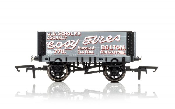 R6871 Hornby 00 6 Plank Wagon, Scholes & Son No 778