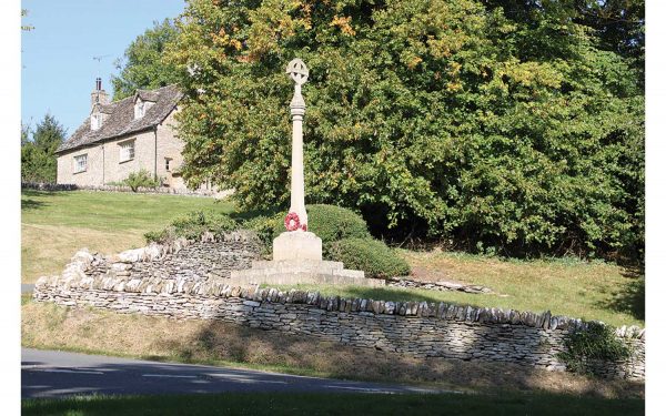 R7339 Hornby OO War Memorial