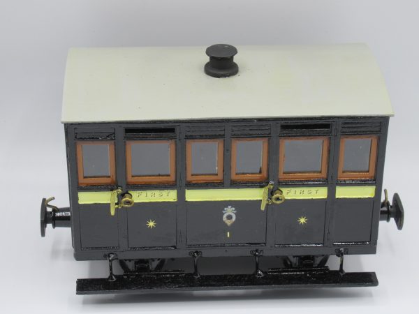 Secondhand 16mm FR Coaches x 4 - Image 4