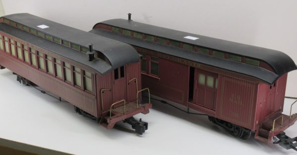 Secondhand Bachmann G scale Coach and Combine