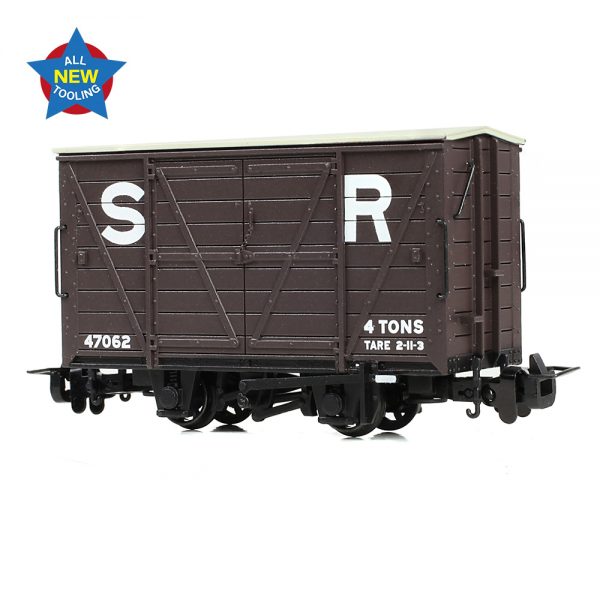 393-126 Bachmann 009 RNAD Box Van SR Brown - Image 3
