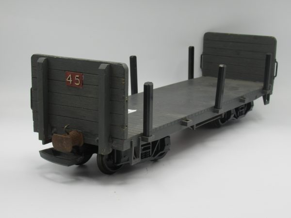 Secondhand G Scale Bulkhead Flat Car