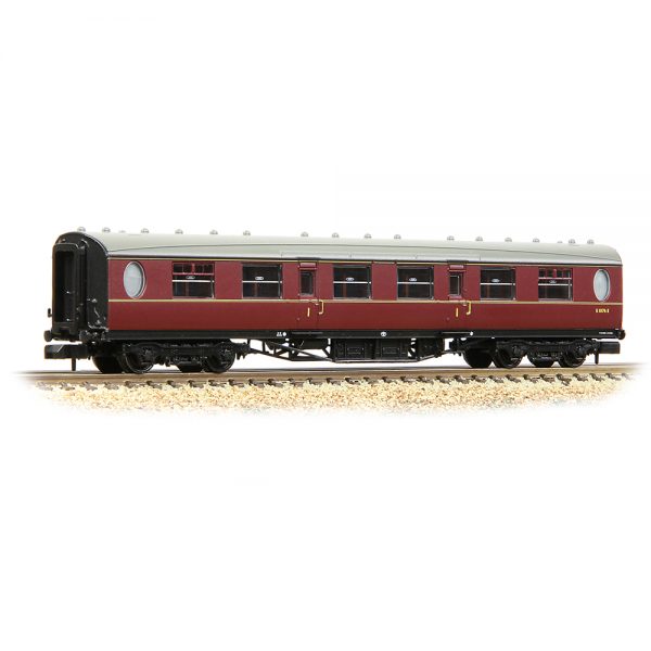 376-202 Graham Farish N gauge LNER Thompson First Corridor BR Maroon