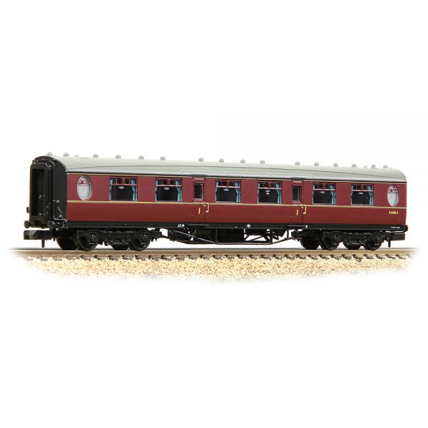 376-202A Graham Farish N gauge LNER Thompson First Corridor BR Maroon