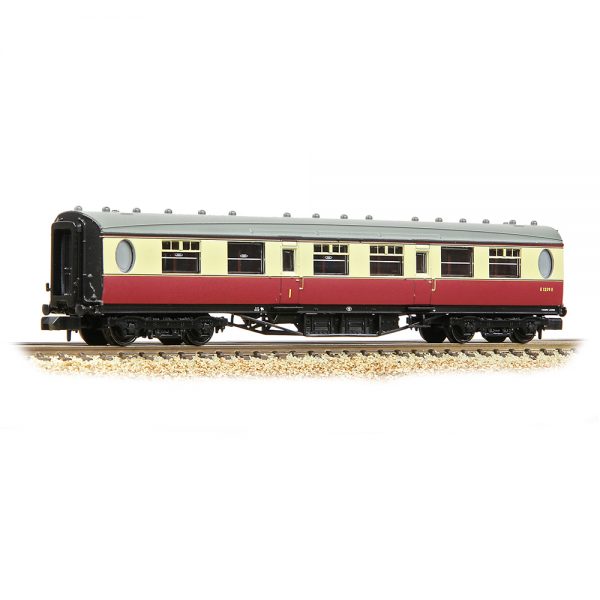 376-226B Graham Farish N gauge LNER Thompson Composite Corridor BR Crimson & Cream