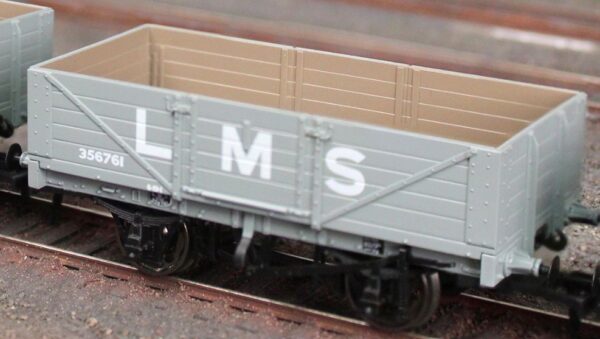 937004 Rapido UK OO LMS Dia.1666 Open - No.356761 - LMS Grey