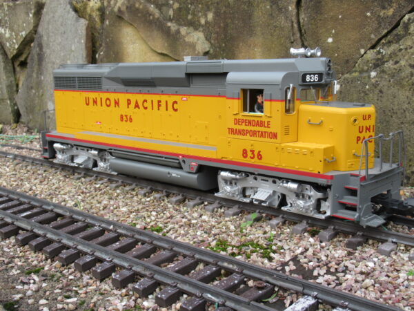 R22452 Secondhand USA Trains G Scale EMD GP30 - Union Pacific 836