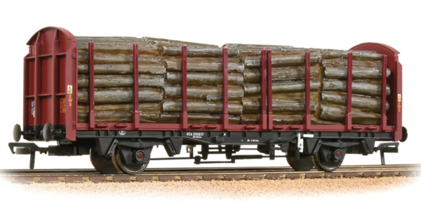 38-301A Bachmann OO BR OTA Timber Wagon EWS with Load weathered