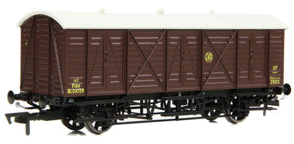 E87059 EFE Rail OO Gauge GWR 10T 'Bloater' Fish Van GWR Brown (Shirtbutton)