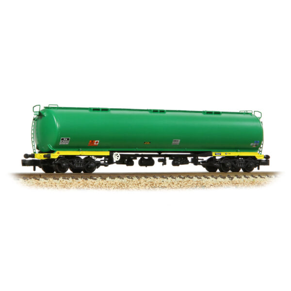 373-561B Graham Farish N gauge TEA Tanker BP green