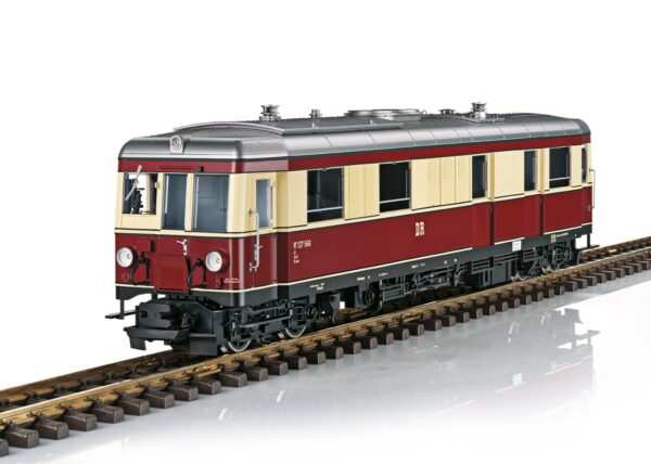 26391 LGB G scale DR Class VT 137 Powered Rail Car - pre-order - Image 2